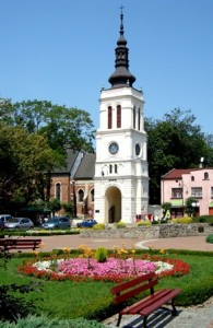 Uniejów - Glockenturm neben der Stiftskirche